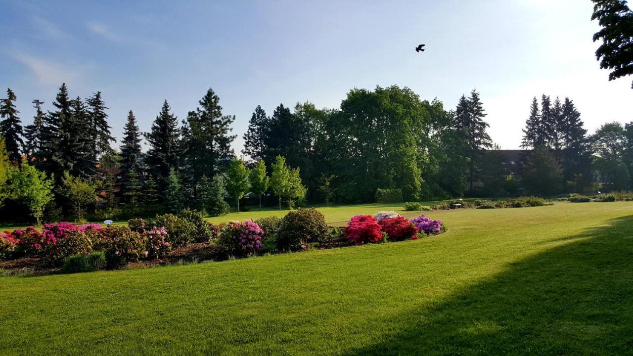 Hotel Floret Pruhonice Bagian luar foto